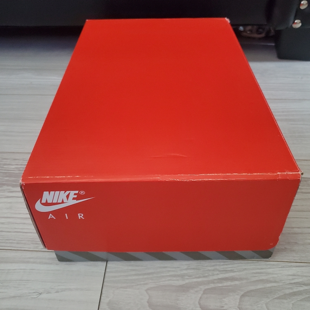 Empty sneakers box